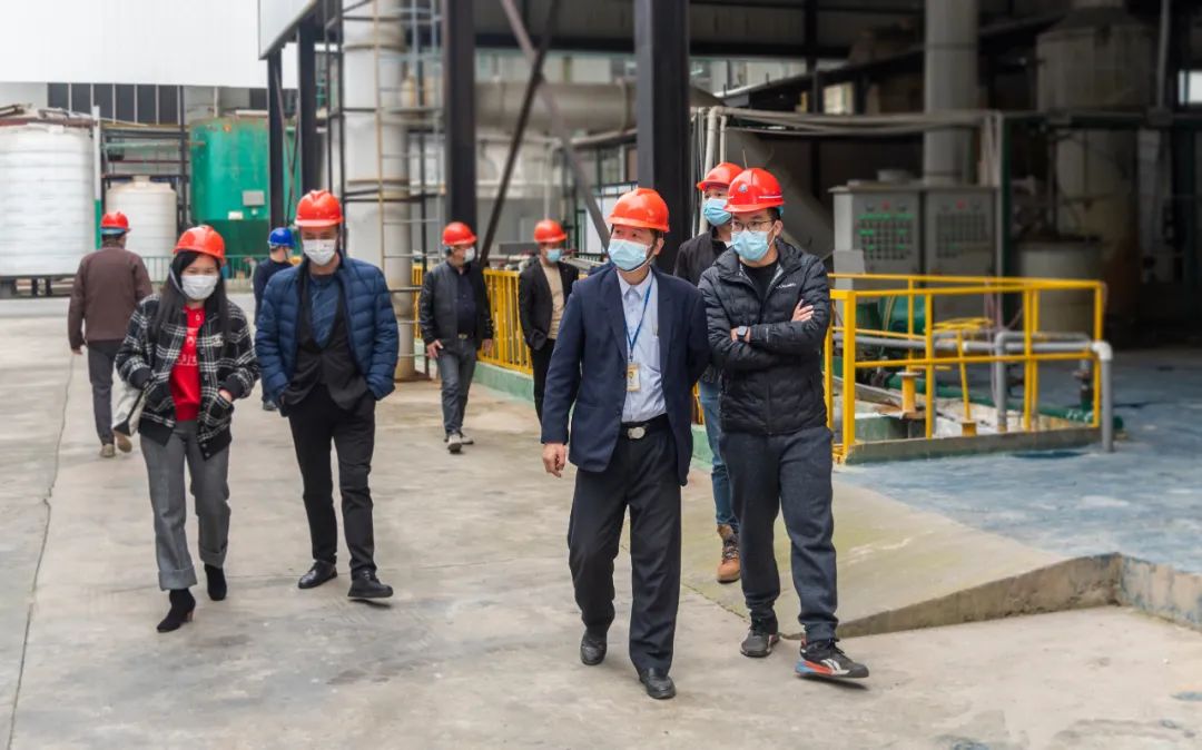 【新銀鋁材】區環保協會組織會員單位到我司參觀座談(圖1) 微信圖片_20230404103824.jpg