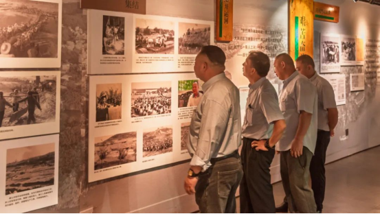 新銀鋁材  傳承紅色基因，凝聚奮進力量——耀銀山鋁業黨支部慶祝中國共產黨成立104周年系列活動855.png